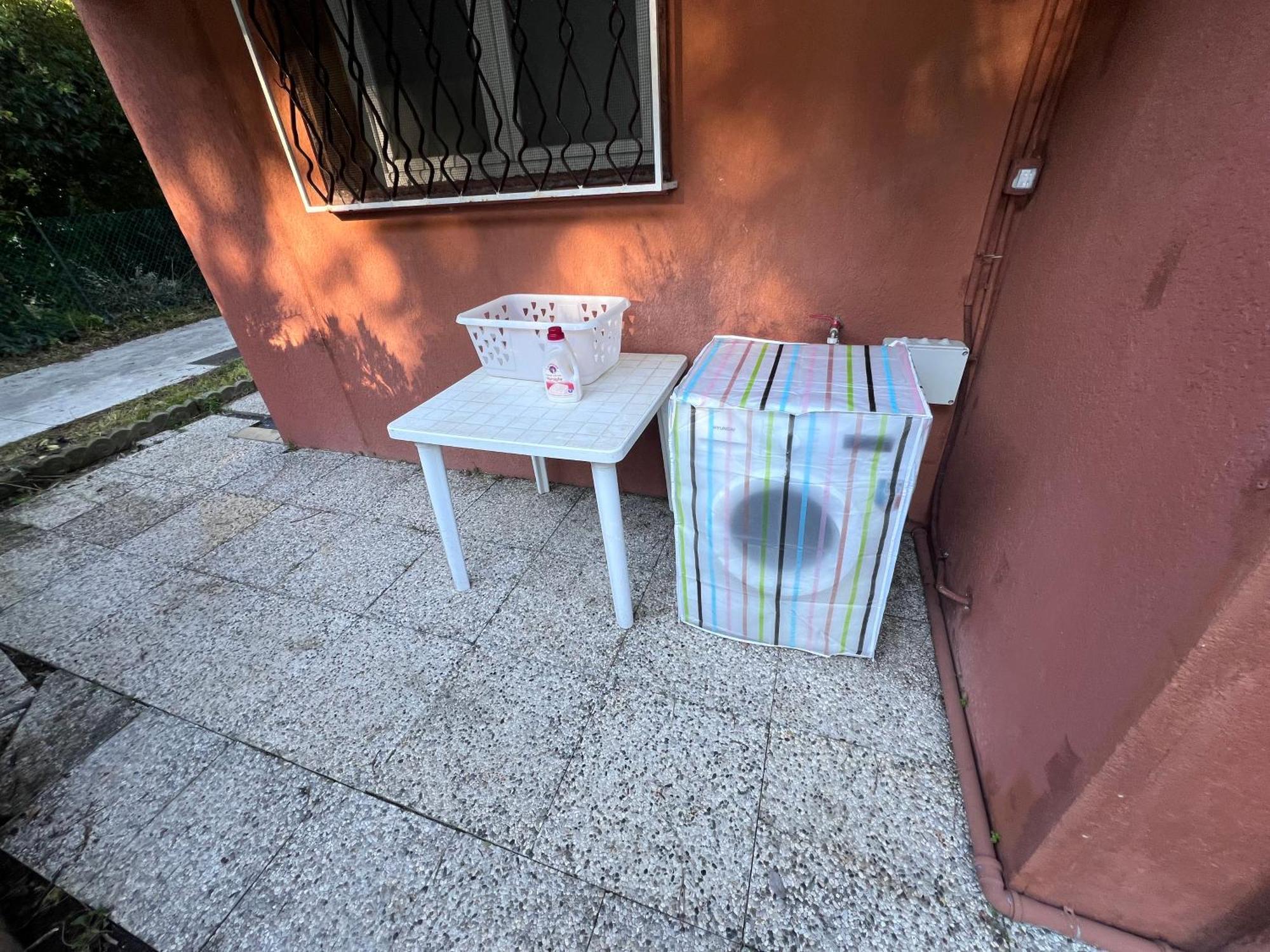 Egles - Con Giardino A Villa
